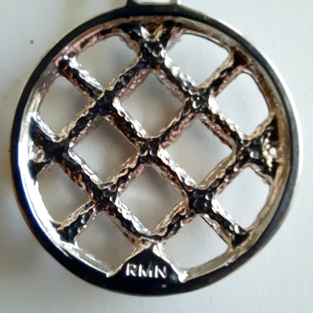 🎈3 for $10🎈RMN Rhinestone Pendant - Picture 2 of 5